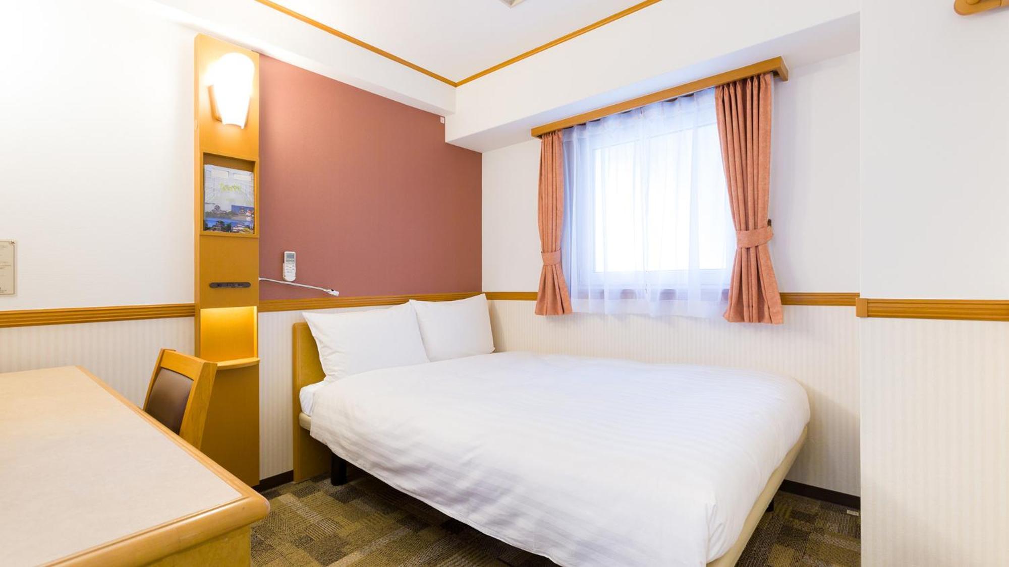 Toyoko Inn Takasaki Eki Nishi Guchi No 2 Room photo