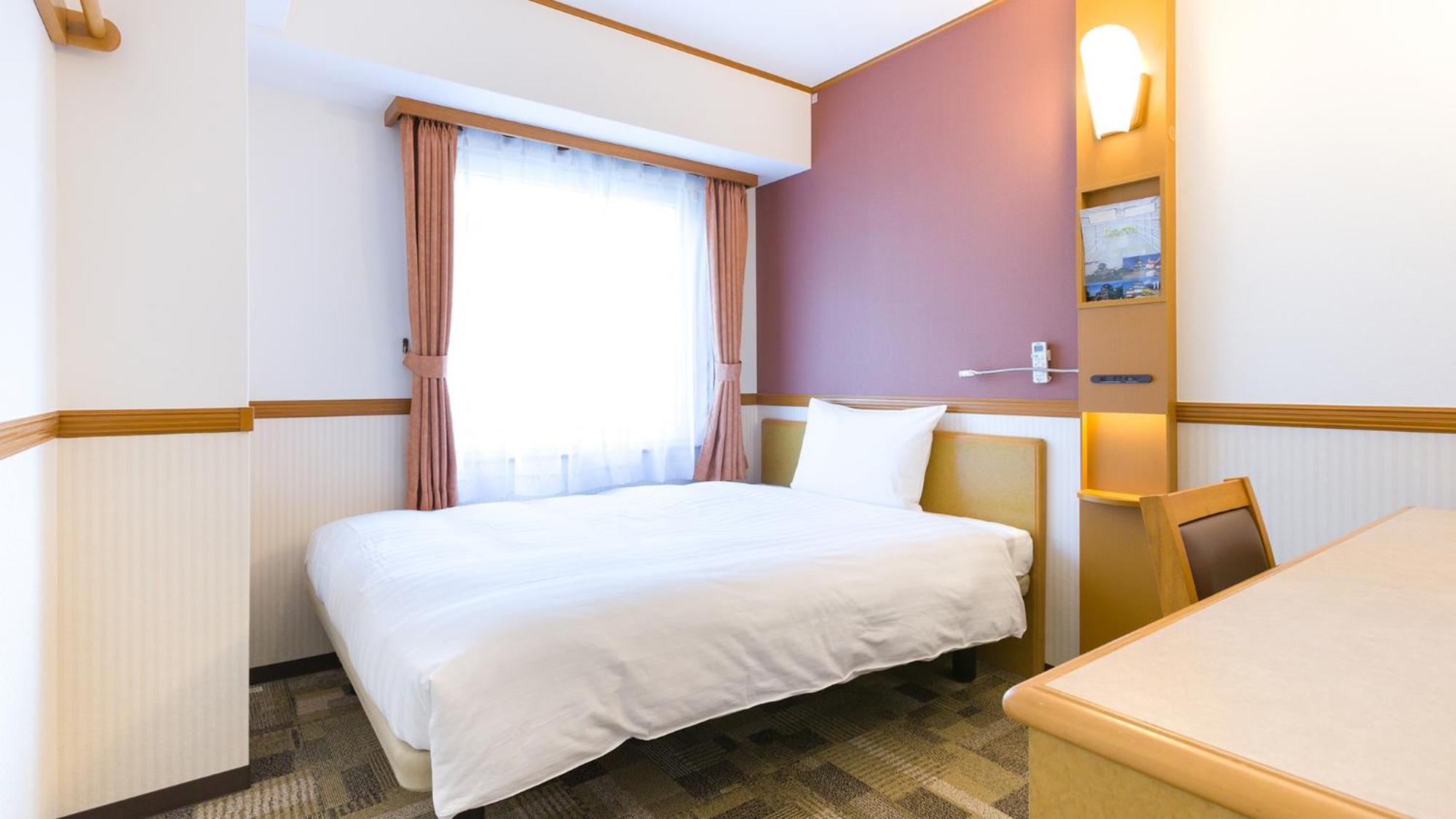 Toyoko Inn Takasaki Eki Nishi Guchi No 2 Room photo